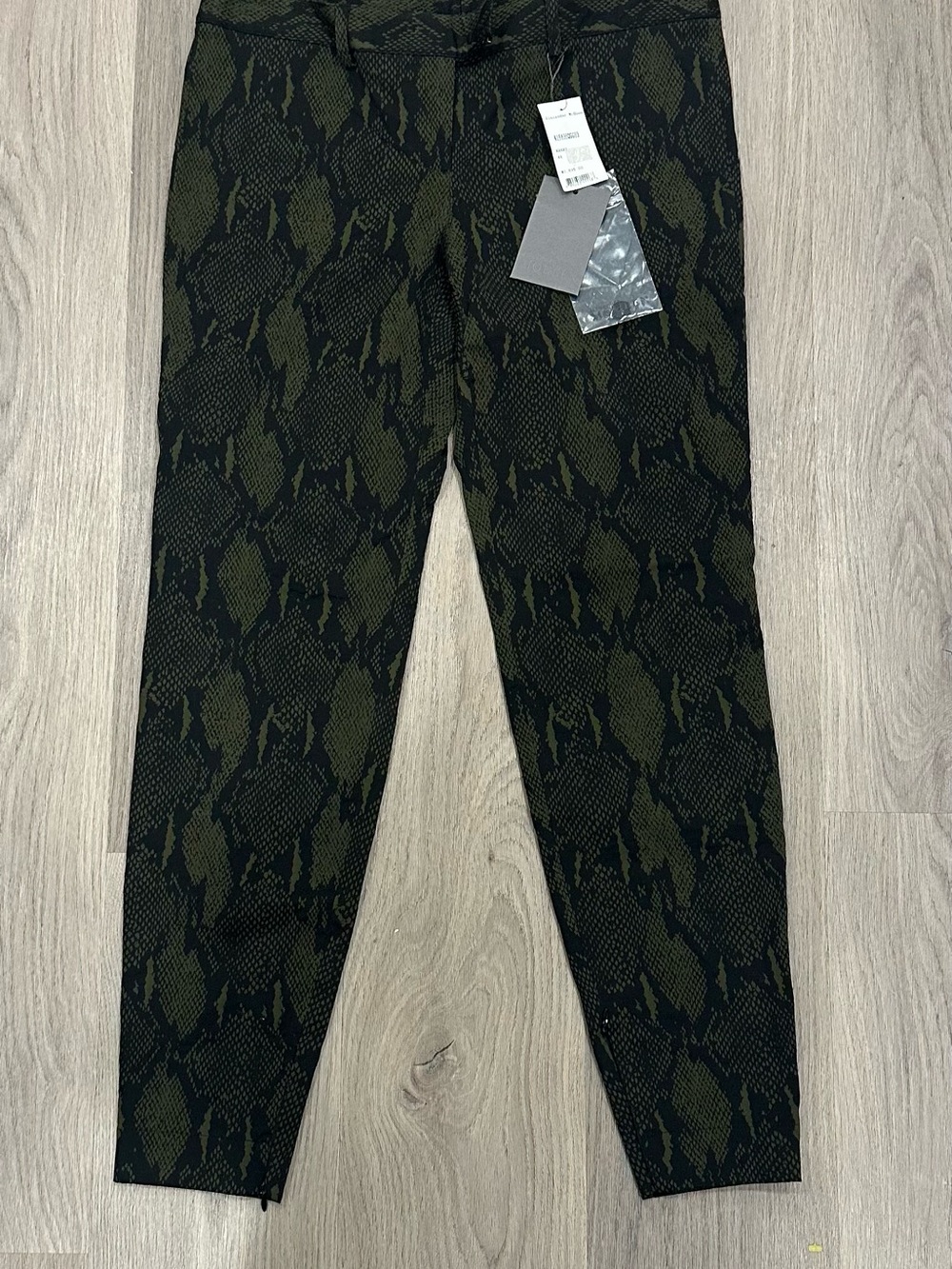 NWT Alexander McQueen Snake Print Tailored Pants Khaki Green IT 44 US 8 $1035
